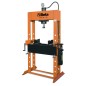BETA 3027N 50 Pressa idraulica con pistone mobile ed argano
