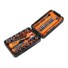 BETA 900/C39U
 Assortimento di 11 chiavi a bussola multimpronta, 21 inserti per avvitatori e 7 accessori, in cassetta di plastic