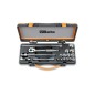 BETA 910AS/MBM-C18 Assortimento di 13 chiavi a bussola poligonali e 5 accessori in cassetta di lamiera, misure in pollici