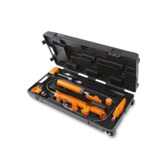 BETA 1365/K13 Pompa oleodinamica 10 t e kit accessori per carrozzeria in pratica valigia trolley