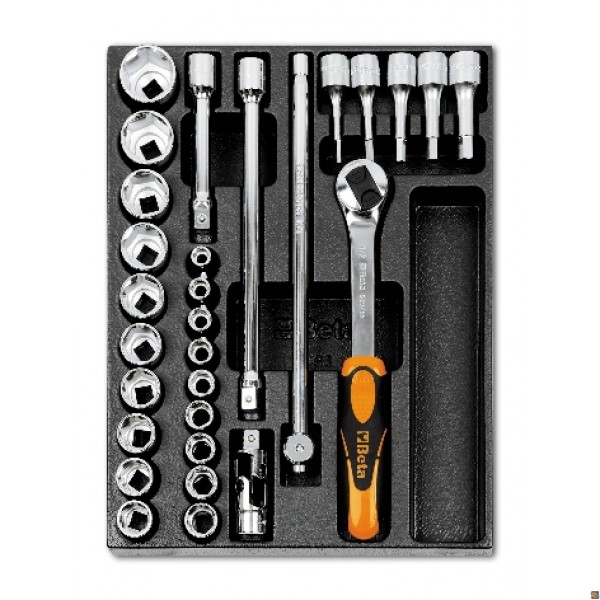 T80 - TERMOFORMATO RIGIDO CON ASSORTIMENTO DI UTENSILI