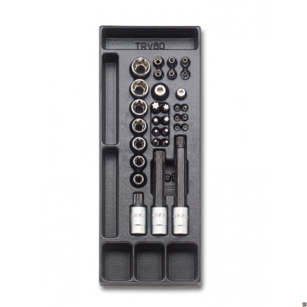 T112 - TERMOFORMATO RIGIDO CON ASSORTIMENTO DI UTENSILI