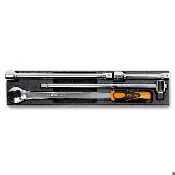 T106 - TERMOFORMATO RIGIDO CON ASSORTIMENTO DI UTENSILI