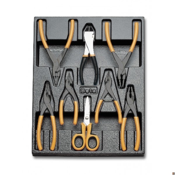 T140 - TERMOFORMATO RIGIDO CON ASSORTIMENTO DI UTENSILI 