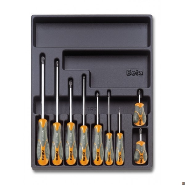 T161 - TERMOFORMATO RIGIDO CON ASSORTIMENTO DI UTENSILI 