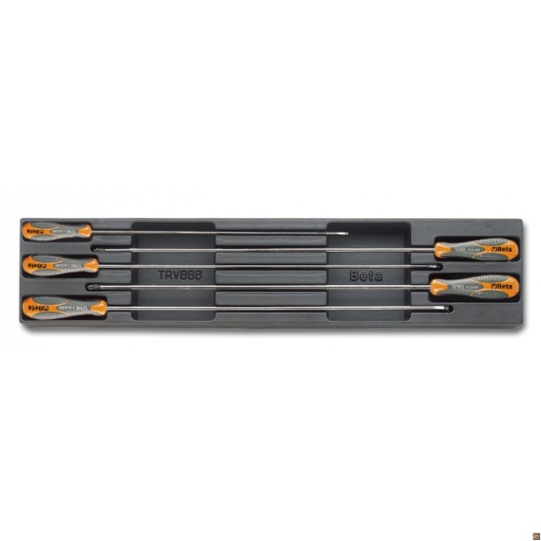 T183 - TERMOFORMATO RIGIDO CON ASSORTIMENTO DI UTENSILI