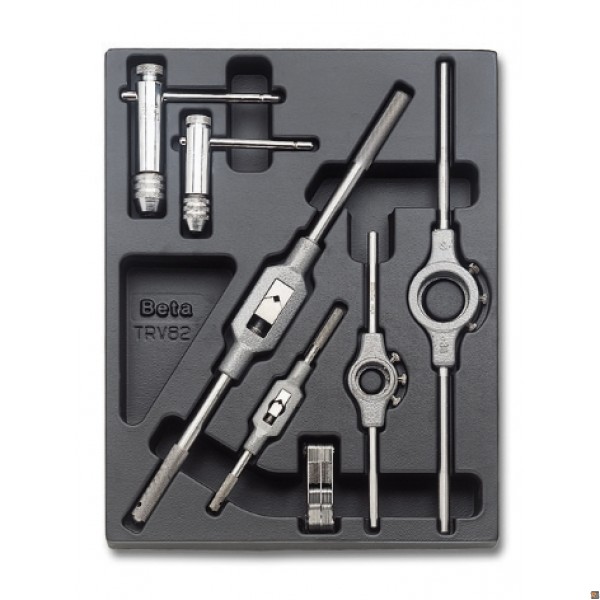 T273 - TERMOFORMATO RIGIDO CON ASSORTIMENTO DI UTENSILI