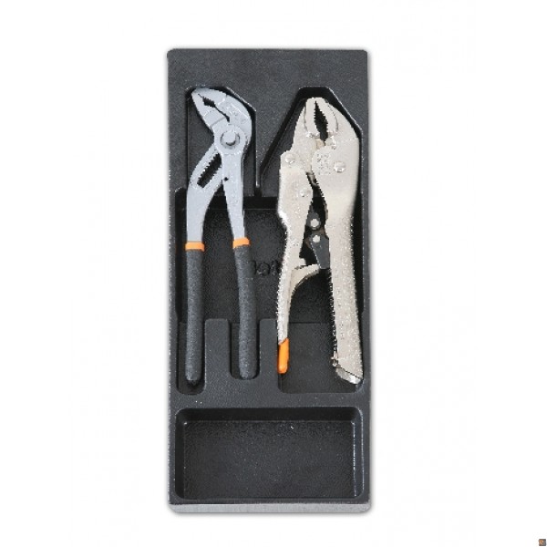 T151 - TERMOFORMATO RIGIDO CON ASSORTIMENTO DI UTENSILI