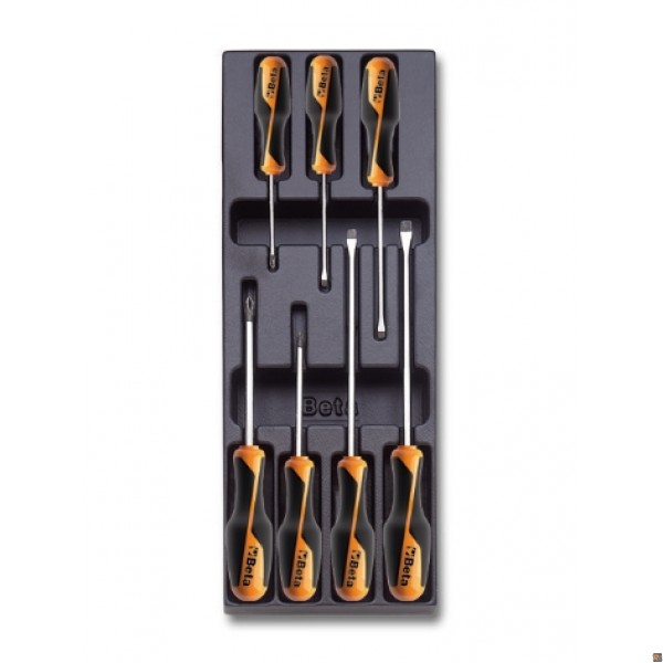 T208 - TERMOFORMATO RIGIDO CON ASSORTIMENTO DI UTENSILI