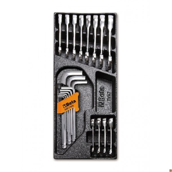 T48 - TERMOFORMATO RIGIDO CON ASSORTIMENTO DI UTENSILI